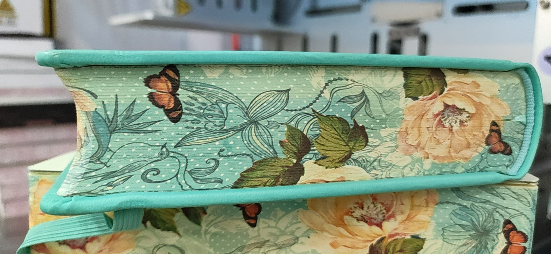 Oprawa Twarda Szyta Nićmi